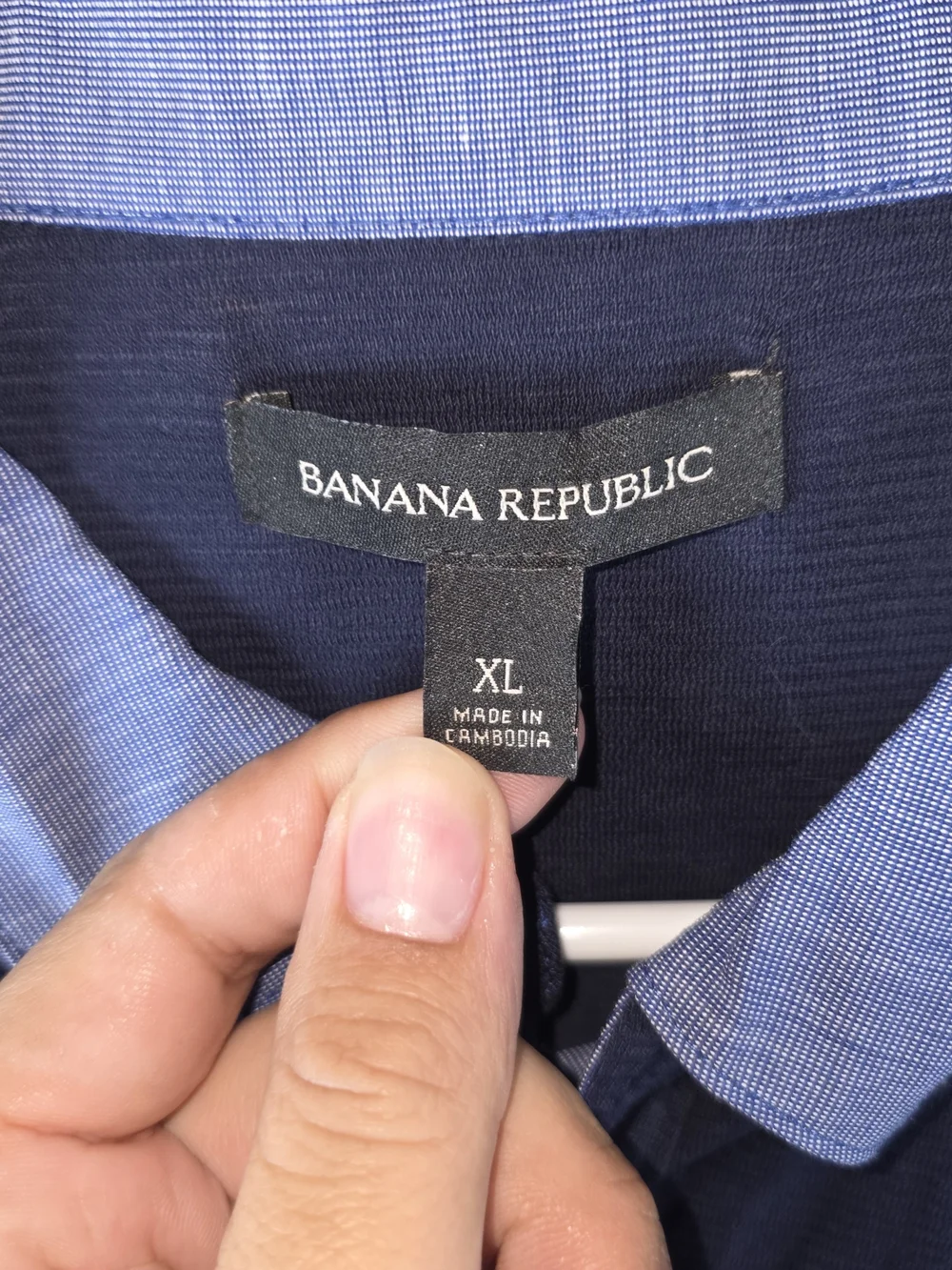 Men's Banana Republic Navy Polo with Light Blue Contrast Collar, Size XL